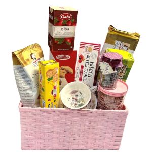 Mother's Day Gift Basket - "Queen of Love"